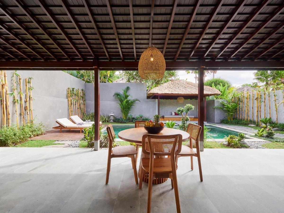 Bumbak Park Villas Canggu Exterior foto